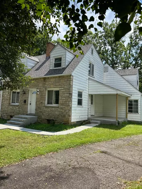 2805 Parkland Pl, Columbus, OH 43209