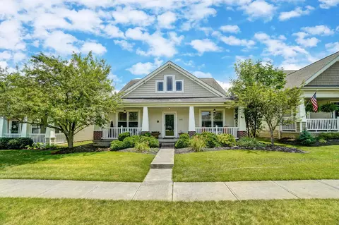 4400 Pebble Beach Dr, Grove City, OH 43123