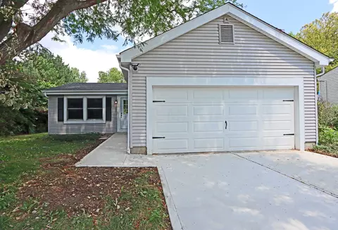 1000 Modoc Rd, Worthington, OH 43085