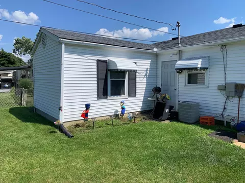 380 Avon Dr, Circleville, OH 43113 photo 6