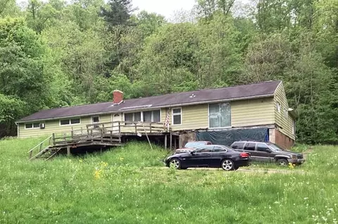 50 Hale Rd, Zanesville, OH 43701