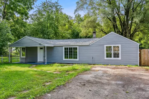 493 Ashwood Rd, Columbus, OH 43207