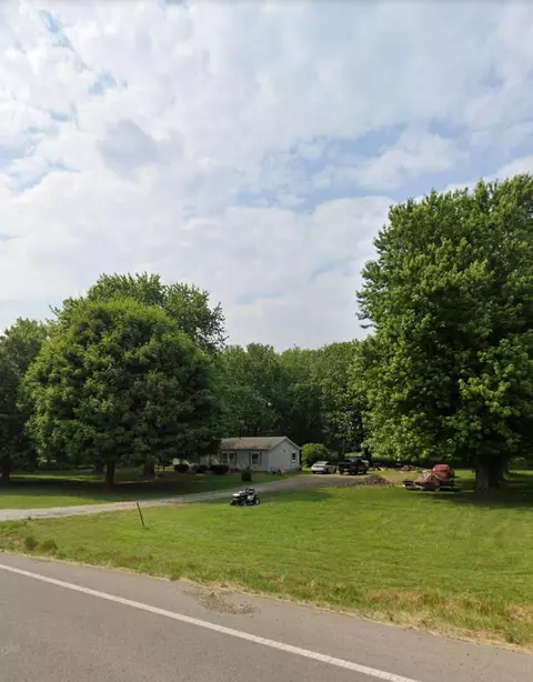 7950 State Route 204 NW, Thornville, OH 43076