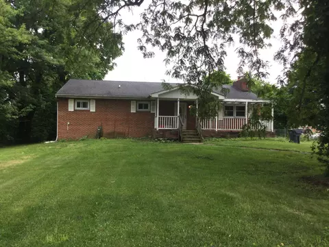 6321 Mink St SW, Pataskala, OH 43062