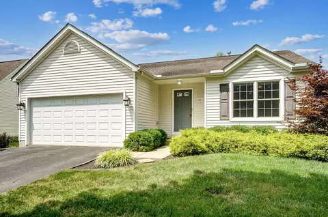 1513 Pheasant Run Dr, Newark, OH 43055