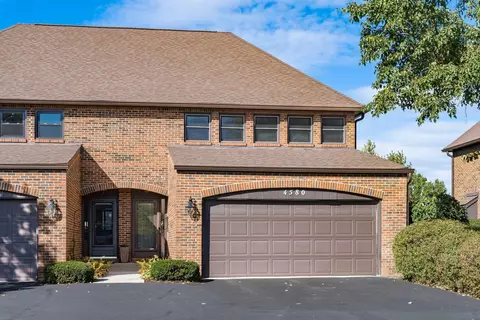 4580 Carriage Hill Ln, Upper Arlington, OH 43220