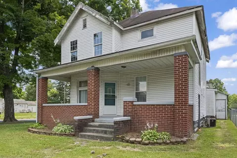 71 Moull St, Newark, OH 43055