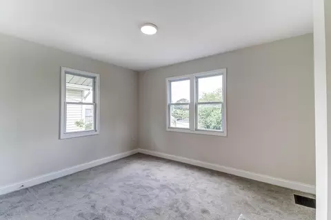 40 E Markison Ave, Columbus, OH 43207 photo 17