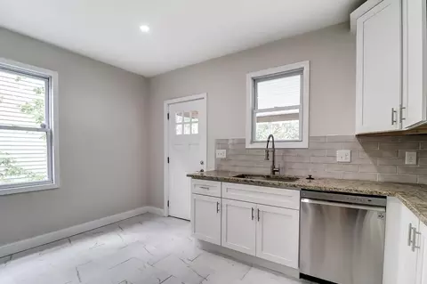40 E Markison Ave, Columbus, OH 43207 photo 14