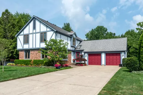 830 Aries Dr, Columbus, OH 43230