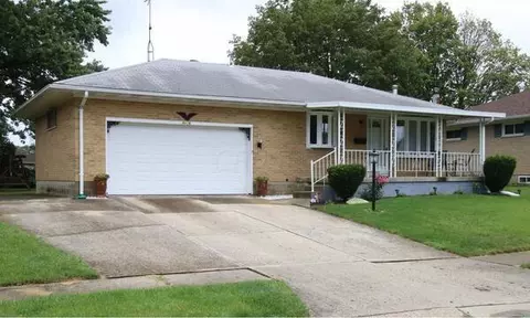 4416 Willowbrook Dr, Springfield, OH 45503