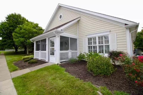100 Shannon Ln, Granville, OH 43023