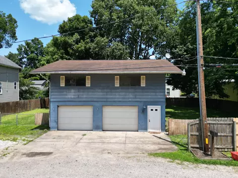 100 Boat Club Ln, Marietta, OH 45750