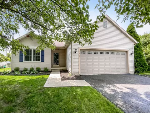 1970 Ashburn Dr, Delaware, OH 43015