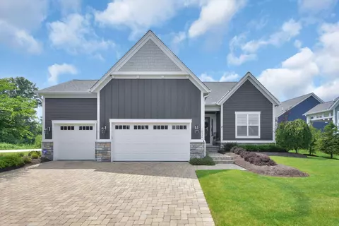 10534 Villa Ct, Powell, OH 43065