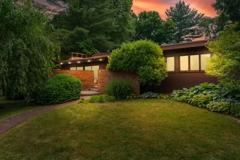 1825 Snouffer Rd, Worthington, OH 43085