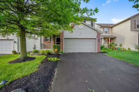 2567 Edencreek Ln, Columbus, OH 43207