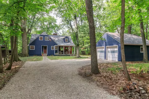 319 Walhalla Rd, Columbus, OH 43202