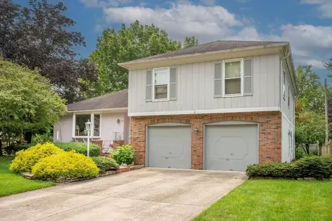 637 Berkeley Pl N, Westerville, OH 43081