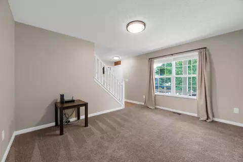 207 Harvard Loop, Delaware, OH 43015 photo 9