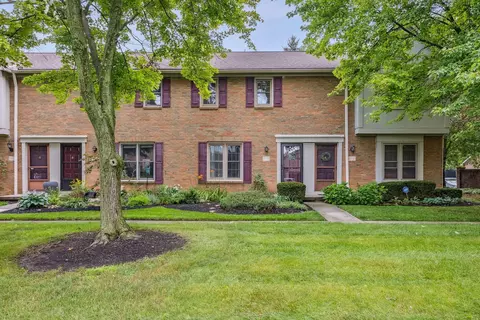 5303 Berrywood Dr, Columbus, OH 43220