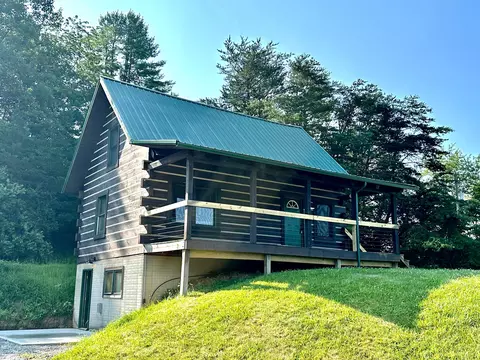 37462 Price Rd, Logan, OH 43138