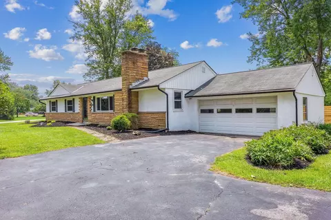 5115 Henderson Heights Rd, Columbus, OH 43220