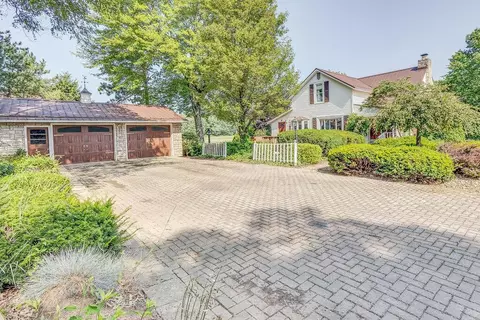9129 Trimmer Rd, Centerburg, OH 43011