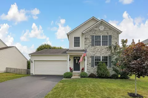 1504 N Wild Turkey Dr, Newark, OH 43055