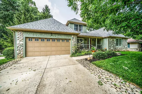 2670 Lakewood Dr, Columbus, OH 43231