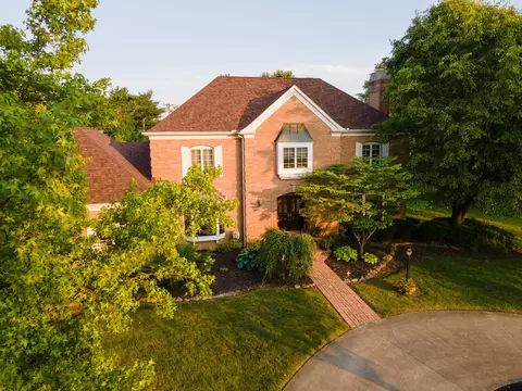 1015 Damon Dr, Washington Court House, OH 43160