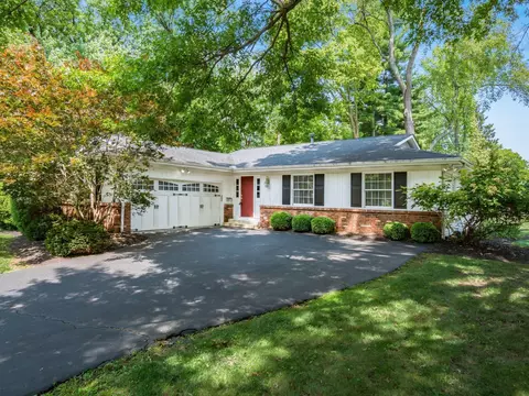 5660 Old Farm Ct, Columbus, OH 43213