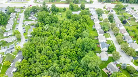 2074 Hard Rd, Columbus, OH 43235