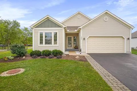 160 White Elm Dr, Delaware, OH 43015
