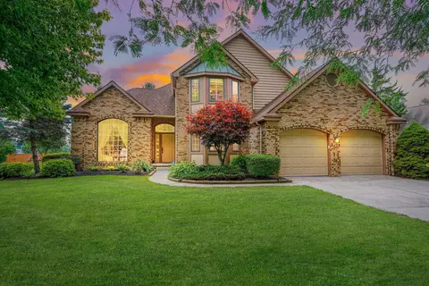 1457 Woodridge Rd, Marion, OH 43302