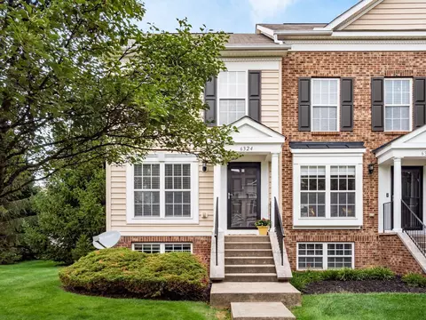 6324 Hares Ear Dr #39, Columbus, OH 43230