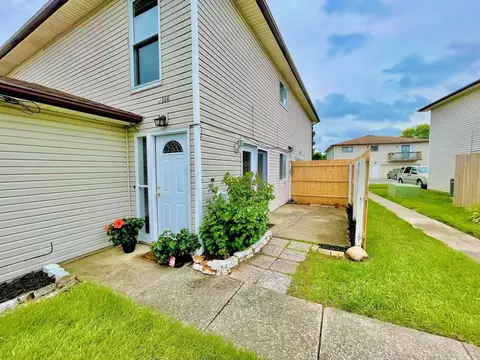 2368 Briers Dr #C, Columbus, OH 43209