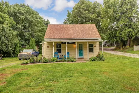 1045 Hart Rd, Columbus, OH 43223