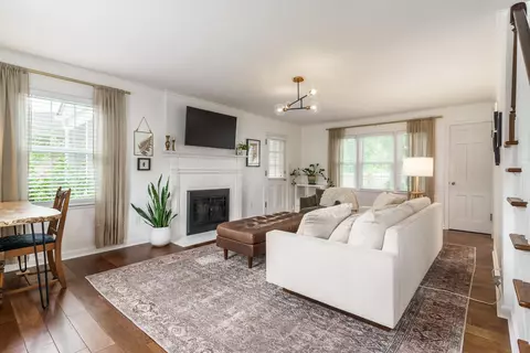 119 Edgevale Rd, Columbus, OH 43209
