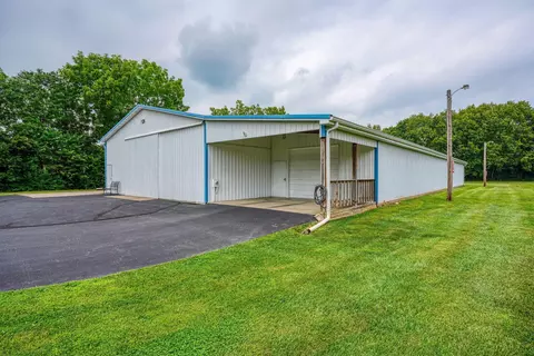 146 Dunmore Rd, Circleville, OH 43113 photo 17