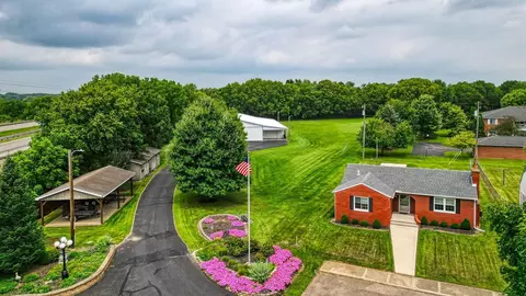 146 Dunmore Rd, Circleville, OH 43113 photo 3