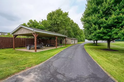 146 Dunmore Rd, Circleville, OH 43113 photo 11
