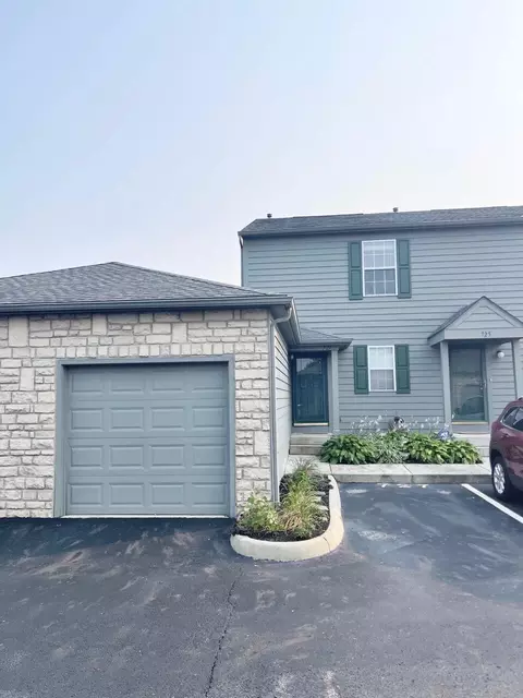 727 Parkgrove Way, Lewis Center, OH 43035