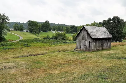 20 Monroe Cemetery Rd, Wheelersburg, OH 45694