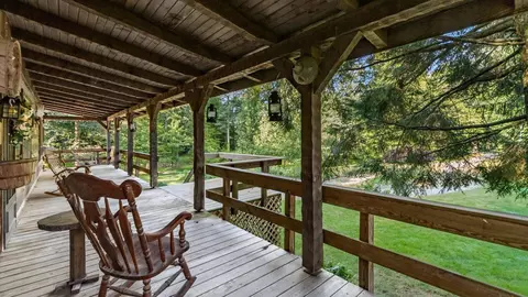 6675 Kinney Rd, Mount Vernon, OH 43050