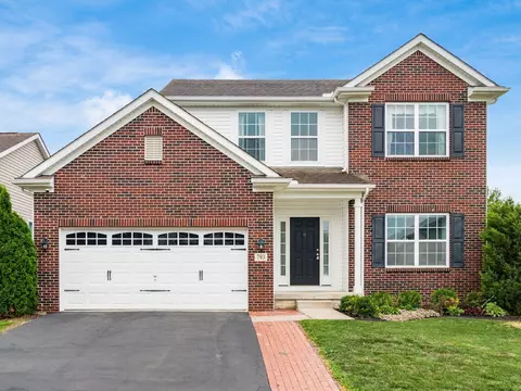 793 Salinger Dr, Lithopolis, OH 43136 photo 2
