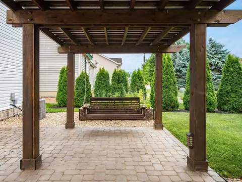 793 Salinger Dr, Lithopolis, OH 43136 photo 5