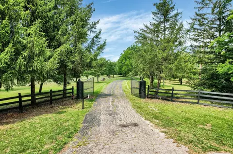 4338 Bright Rd, Dublin, OH 43016