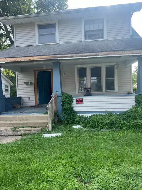 222 N Warren Ave, Columbus, OH 43204