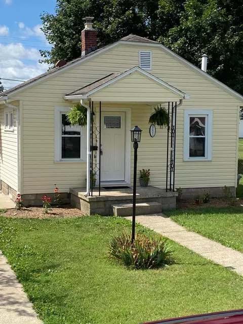 981 Fairlawn Ave, Newark, OH 43055